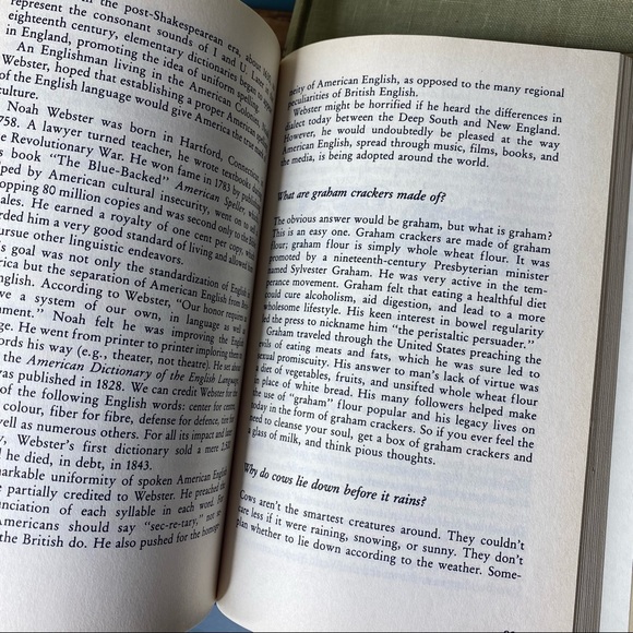 The Book of Totally Useless Info Coffee table Book - Picture 9 of 13